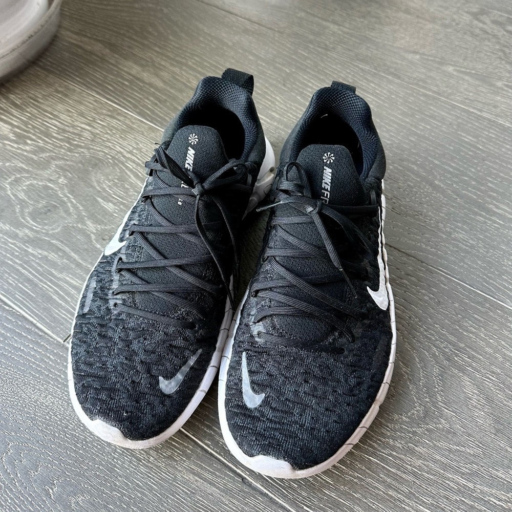 Nike Free Run 5.0 women sneaker in size 6.5